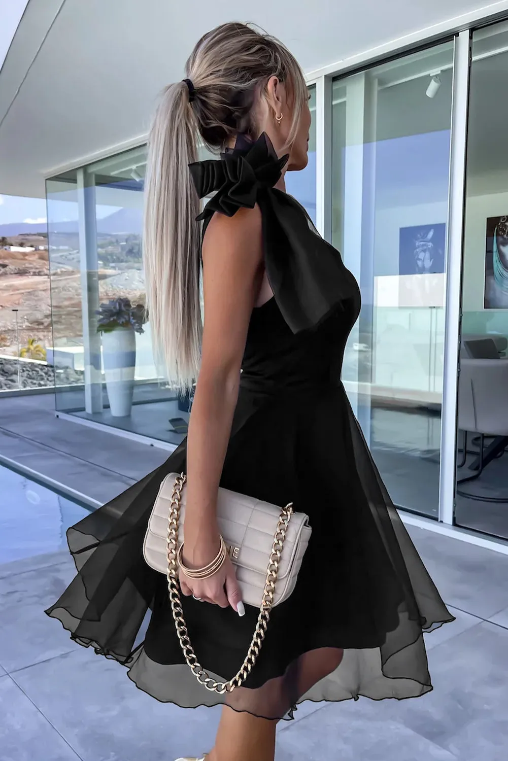 Attractive One-Shoulder Dress